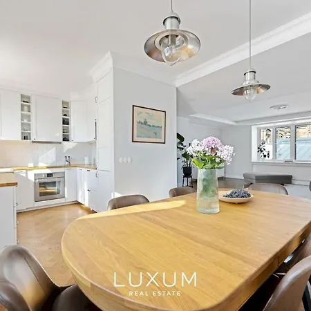 100 Sqm Penthouse In The Heart Of Old Town Tallinn